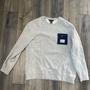 Poler Men’s Grey Crewneck XL